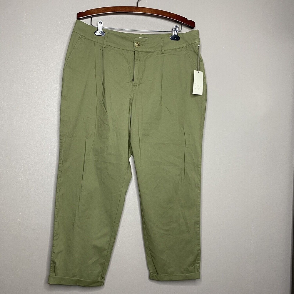 A New Day Chino Cropped Pleated Pants Cuffed Parka Tan Green Size 16